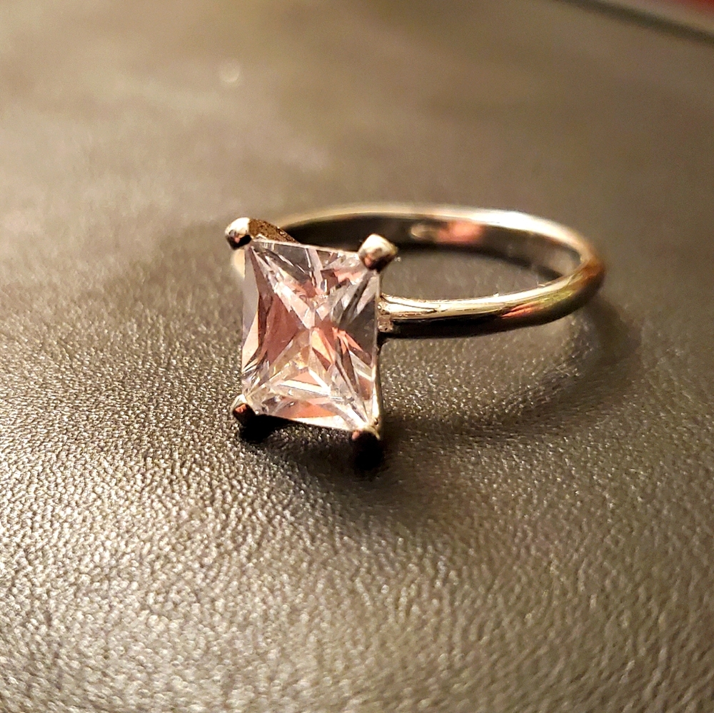 NWOT Sterling Silver Ring